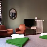 Bed & Breakfast Bed & Chic 3*