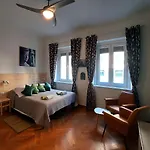 Bed & Chic