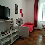 Bed & Breakfast Bed & Chic 3*