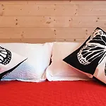 Bed & Breakfast Bed & Chic