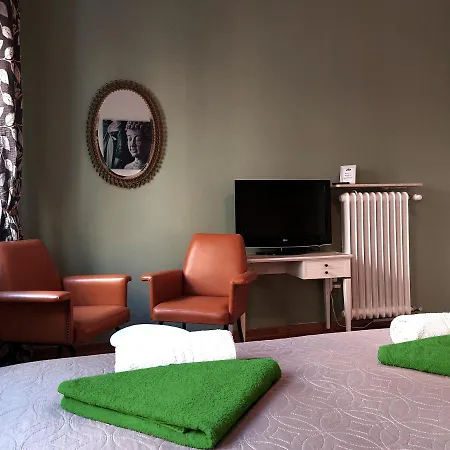 ベッド・アンド・ブレックファスト Bed & Chic 3*
