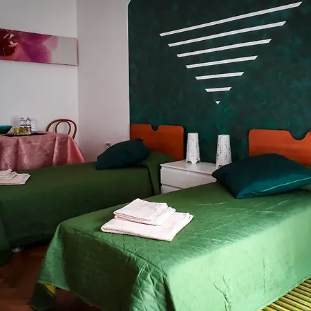 Oda ve Kahvaltı Bed & Chic Trieste