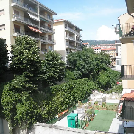 Bed & Chic Oda ve Kahvaltı 3*