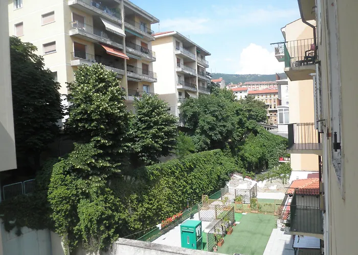 Bed & Chic Nocleg ze śniadaniem 3*